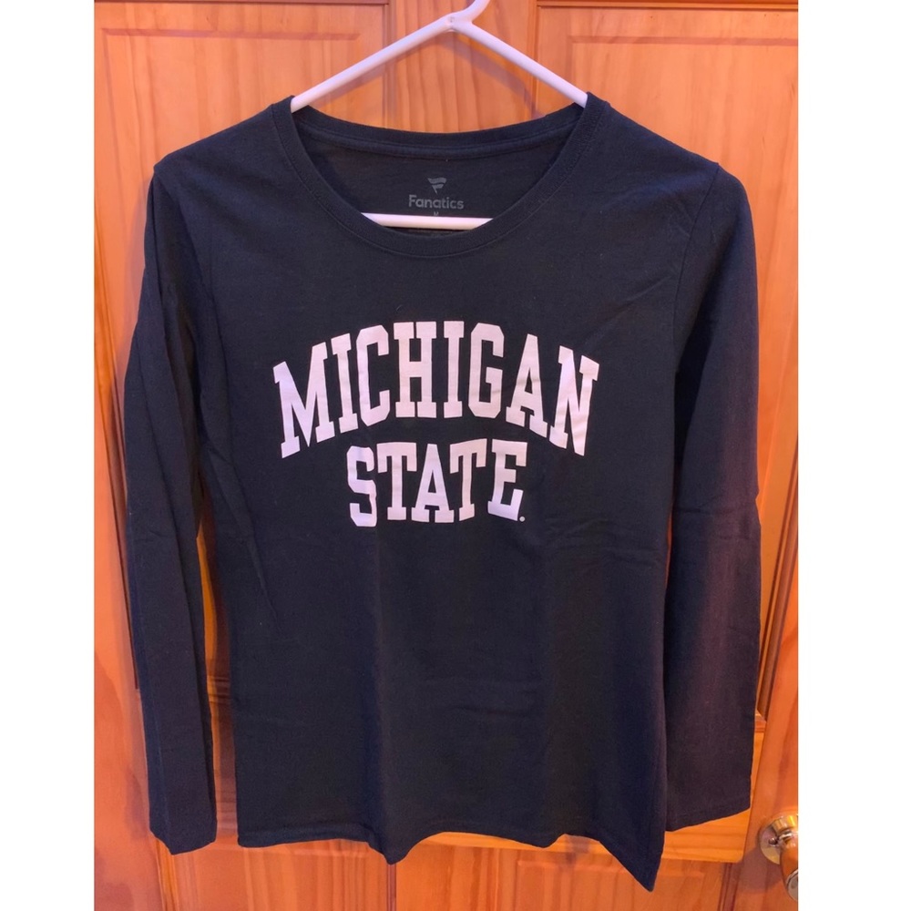 Long sleeve Michigan State tee NEVER WORN